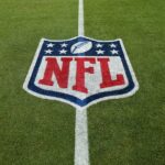 Údajná obeť hazardnej operácie vedenej mafiou tvrdila, že bola okradnutá o 1 milión dolárov za jedinú noc – a že tento plán v skutočnosti viedla bývalá hviezda NFL.