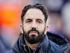 Sharpe odhaľuje „realistický cieľ“ pre Amorim v tejto sezóne po tom, čo porazil „bogey team“ Ratcliffe „blokuje“ šok Amorim, ktorý sa dokončuje ako „príbeh šokového premiestnenia“ INEOS pre celebritu Bundesligy