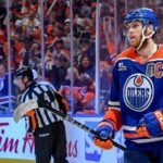 Šampióni a porazení rozšírenie dohody Connor McDavid