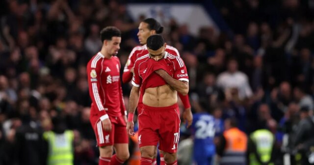 San Maríno 'divoký' Liverpool s brutálnymi sociálnymi sieťami, ktoré sa Mohamed Salah z Liverpoolu vyzerá skľúčene po tom, čo Estevao z Chelsea (nie je na obrázku) strelil druhý gól svojho tímu počas zápasu Premier League medzi Chelsea a Liverpoolom na Stamford Bridge 4. októbra 2025 v Londýne v Anglicku.