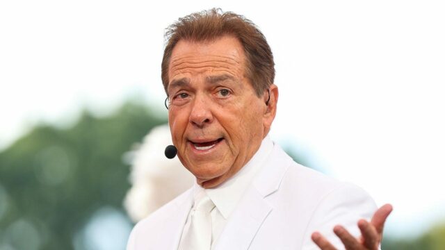 Staré typy krabov nazývané po Nick Saban nájdené v Alabame 

