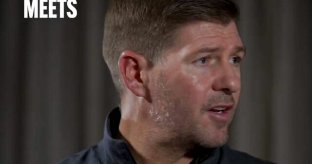 Steven Gerrard slzy priamo do Trenta Alexandra-Arnolda s úsudkom o Liverpoolskej dovolenke | Futbal | Športová činnosť 

