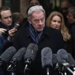 Štiepenie: bývalý prerymský organizácia Club Majiteľ Milan Mandaric. Prechádza preč 87 rokov