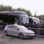 Stúpenci Rangers bránia skupinovému autobusu v nahnevanej námietke, keď hráči nechali uviaznutí v priechode | Futbal | Športová aktivita