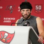 Baker Mayfield, quarterback, ktorý prešiel z prvého výberu konceptu NFL v roku 2018 do Wiver Wiver do piatich sezón, vstúpil do rozhovoru MVP so svojím piatym víťazstvom v roku 2025