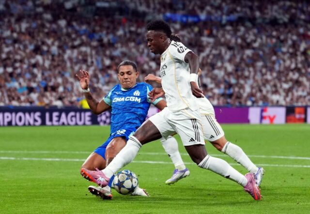Súčasný madrid k dispozícii pre predaj Vinícius Júnior 

