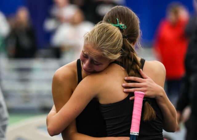 Tenis dievčat Litchfield Dragons vs. St. James, 102225-4.jpg