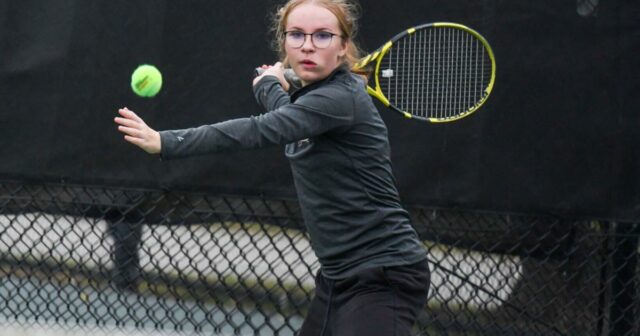 Tenisový tím dievčat South Aiken vypadol v 2. kole play-off Tenisový tím dievčat South Aiken vypadol v 2. kole play-off