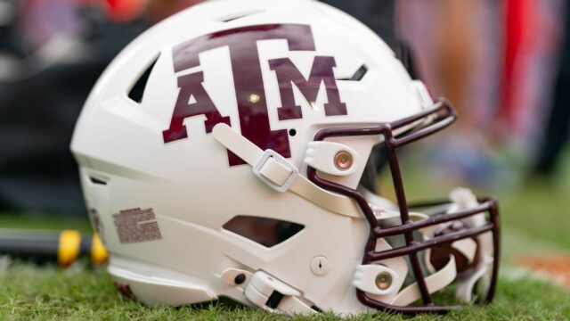 Texas A&M priťahuje úplne prvú pokutu 50 000 dolárov od SEC za vykonštruovanie zranenia 

