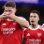 Viktor Gyokeres oslavuje gól Arsenalu.