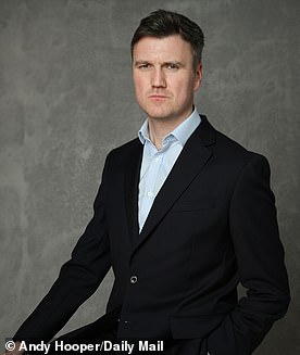 Tipy na predpovedanie: Zistite, koho tento víkend podporuje náš expert... Myslíte si, že dokážete prekonať predpovede Craiga Hopea z Daily Mail Sport?