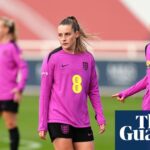 Toone uvádza, že levice podporili cieľ pomsty Austrálie po trápení Globe Mug|Anglická dámska futbalová skupina