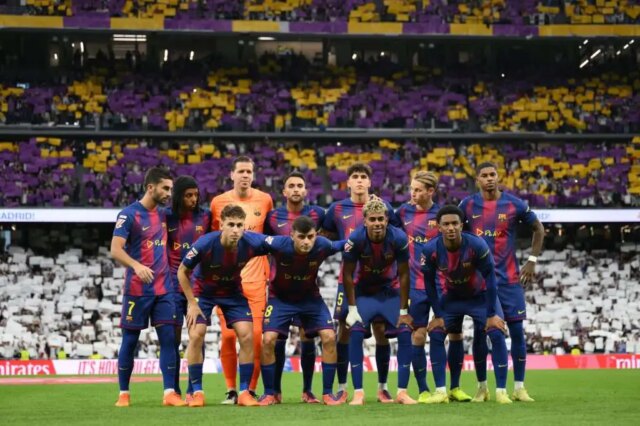 Tréner Barcelony priznáva, že jeden hráč bol „ovplyvnený“ atmosférou na Tréner Barcelony priznáva, že jeden hráč bol „ovplyvnený“ atmosférou na Bernabéu