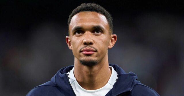Trent Alexander-Arnold vysiela varovanie do Liverpoolu s dvoma slovami | Futbal | Športová činnosť 

