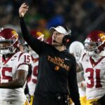 USC sa sústredilo na cúvnutie po strašnej strate Notre Dame