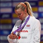 Keely Hodgkinson si od svojho triumfu na olympijských hrách prežila „***show“ roka
