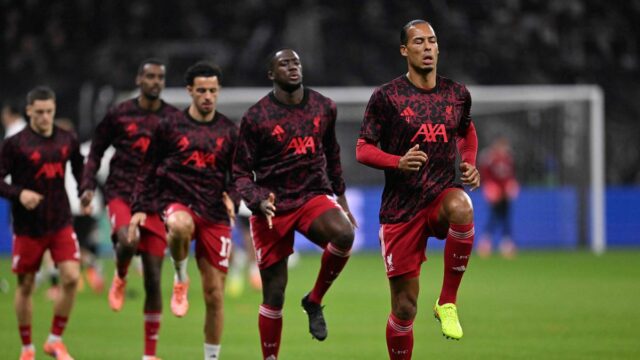 Van Dijk viedol iba hráčsku konferenciu Liverpoolu po sérii 4 prehier v rade 

