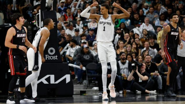 Victor Wembanyama vedie Spurs k prvému štartu 5:0 Victor Wembanyama vedie Spurs k prvému štartu 5:0