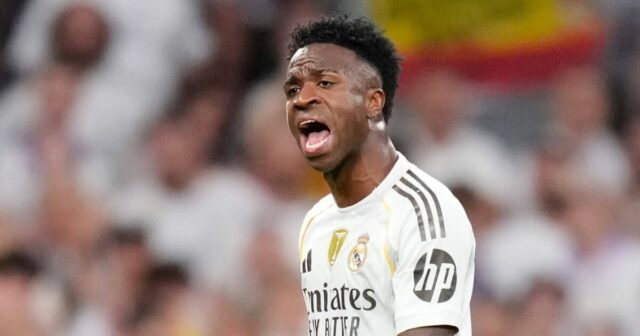 Vinicius Jr sľúbil, že sa upíše klubu ešte pred výbuchom Vinicius Jr sľúbil, že sa upíše klubu ešte pred výbuchom Realu Madrid | Futbal | Šport