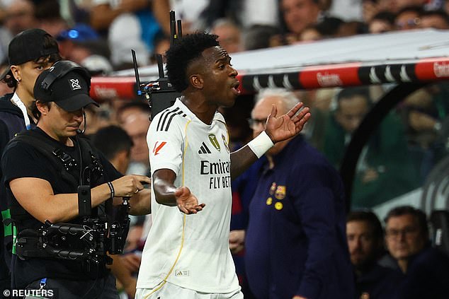 Vinicius Jr. „vážne berie do úvahy ODCHOD zo skutočného Madridu“ Vinicius Jr údajne uvažuje o odchode z Realu Madrid kvôli „neudržateľnému“ vzťahu s Xabi Alonsom