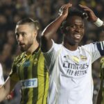 Vinicius obvinený z „porušenia pokoja“ v Brazílii susedmi