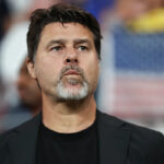 Austin, Texas - 10. októbra: Hlavný tréner Spojených štátov amerických Mauricio Pochettino sa pozerá počas medzinárodného priateľského zápasu medzi Spojenými štátmi a Ekvádorom na štadióne Q2 10. októbra 2025 v Austine v Texase. (Foto: Omar Vega/Getty Images)
