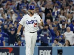 Vnútri krátkeho úteku Claytona Kershawa vo videohre Globe Collection 3 Vnútri krátkeho úteku Claytona Kershawa vo videohre Globe Collection 3