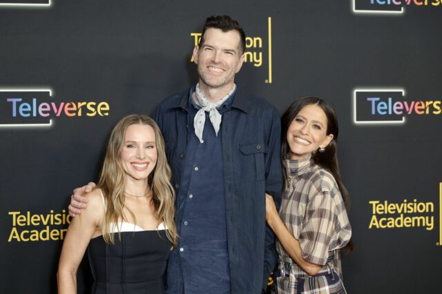 Všetko, čo je potrebné pochopiť pred obdobím 2 sa zobrazí Nikto nechce túto sezónu 1 plagát (obrázok cez Netflix)