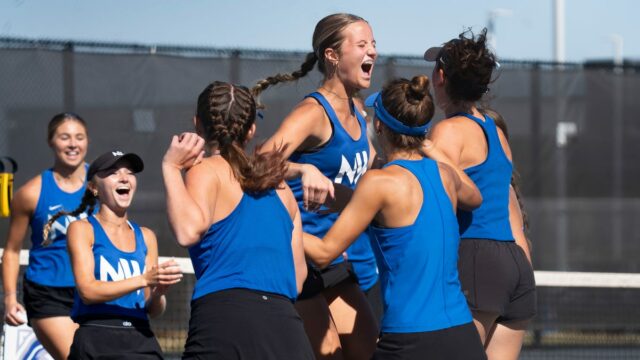 Waukee Northwest, Xavier Win Iowa Women Tennis State Tituls 

