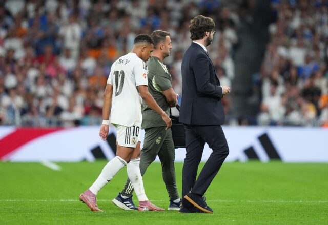 Xabi Alonso dodáva upgrade na poranenie Kylian Mbappe 

