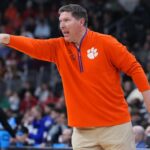 Basketbal NCAA: Prvé kolo turnaja NCAA – štát McNeese v Clemsone
