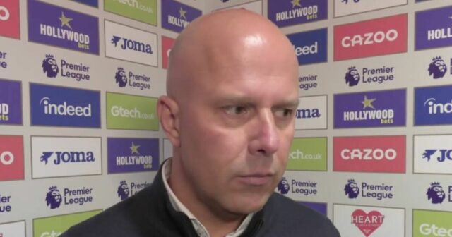 Zamestnávateľ Liverpoolu Arne Port zapletie do nemilosrdného rozhodnutia vlastnú skupinu.|Futbal|Športové Zamestnávateľ Liverpoolu Arne Port zapletie do nemilosrdného rozhodnutia vlastnú skupinu.|Futbal|Športové aktivity