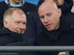 Butt predpovedá titul Man Utd, pretože Scholes má pochybnosti o Arsenale Zbierka, Liverpool alebo City? Butt predpovedá, že sa titul v PL otočil o jeden životne dôležitý faktor uprostred „strašnej senzácie“
