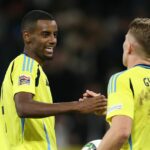 Viktor Gyokeres a Alexander Isak mali zmiešané štarty v kariére v Arsenale a Liverpoole
