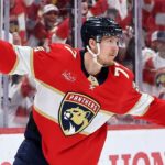 Zdroje: Panthers 'Niko Mikkola získa 8-ročnú expanziu 40 miliónov dolárov