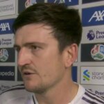 Harry Maguire z Manchestru United oslavuje strelenie gólu na skóre 1:2 počas zápasu Premier League medzi Liverpoolom a Manchestrom United na Anfielde 19. októbra 2025 v Liverpoole v Spojenom kráľovstve.