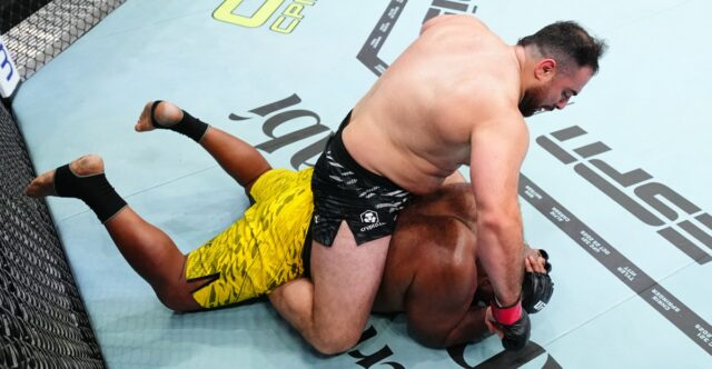 Zostrihy v zostave! Spustili sa 2 boxeri UFC 321, ktorí Zostrihy v zostave! Spustili sa 2 boxeri UFC 321, ktorí pozostávali z úspešných ťažkej váhy
