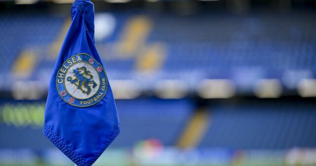 „Dokument Chelsea som dokončil, ale vzdal sa športovej aktivity, aby som sa stal školiacim asistentom“ 


