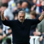„Je to bitka“- Ange Postecoglou tvrdí, že bude mať konferenciu s Evangelosom Marinakisom a vysiela skeptikov priaznivú správu