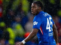 10 hráčov by mohlo chýbať Chelsea vs Wolves po poslednom zranení Romea Lavia Romeo Lavia v akcii za Chelsea