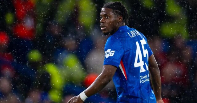 10 hráčov by mohlo chýbať Chelsea vs Wolves po poslednom Romeo Lavia v akcii za Chelsea