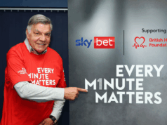 Veľký Sam je späť – a mohol by riadiť VÁŠ tím na jeden deň Bývalý anglický manažér a legenda Premier League sa spojil s kampaňou Every Minute Matters, aby na jeden deň ponúkol svoje služby tímu nedeľnej ligy.