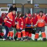 Španielskeho futbalistu previezli v stredu večer so znepokojujúcim poranením mozgu do nemocnice