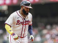 3 najlepšie tímy pre All-Star slugger po 64 miliónoch dolárov Braves logo pochodového šialenstva