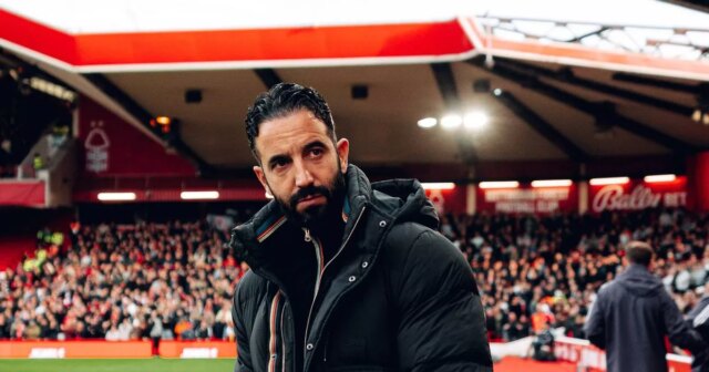 88-ročný rekord Man Utd je ohrozený, pretože zranenie môže ukončiť Ruben Amorim stojí pred rozhodnutím, či privedie hráča akadémie na cestu Man Utd do Tottenhamu