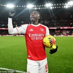 Eberechi Eze pulzoval najlepšie, keď v nedeľu strelil hetrik proti Tottenhamu.