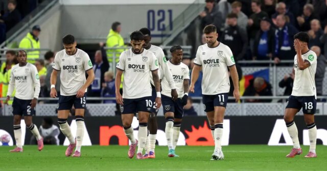 LONDÝN, ANGLICKO - 20. SEPTEMBER: Niclas Fullkrug z West Hamu United sa pozerá počas zápasu Premier League medzi West Ham United a Crystal Palace na londýnskom štadióne 20. septembra 2025 v Londýne v Anglicku. (Foto: West Ham United FC/West Ham United FC cez Getty Images)