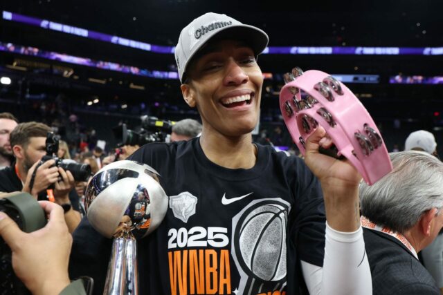 A'ja Wilson podrobne opisuje svoj obranný plán poháňaný chaosom po tom, čo Aces Star získala svoj 3. DPOY v kariére
