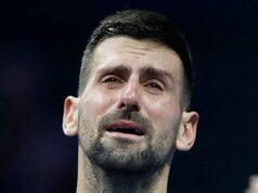 Ako jeden tragický obraz zanechal tenisovú superstar Novaka Djokoviča v záplavách sĺz na turnaji Výhra Novaka Djokoviča nad Alejandrom Tabilom v druhom kole na helénskom šampionáte v Aténach vyzerala ako ďalší rutinný deň – až kým sa na obrazovke po zápase neobjavila pocta.