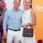 Jamie Melham bude navždy zapísaná v austrálskych pretekárskych rekordoch po jej triumfe v Melbourne Cupe 2025 na palube Half Yours - ale mohol to byť úplne iný príbeh (na obrázku s manželom Benom Melhamom)